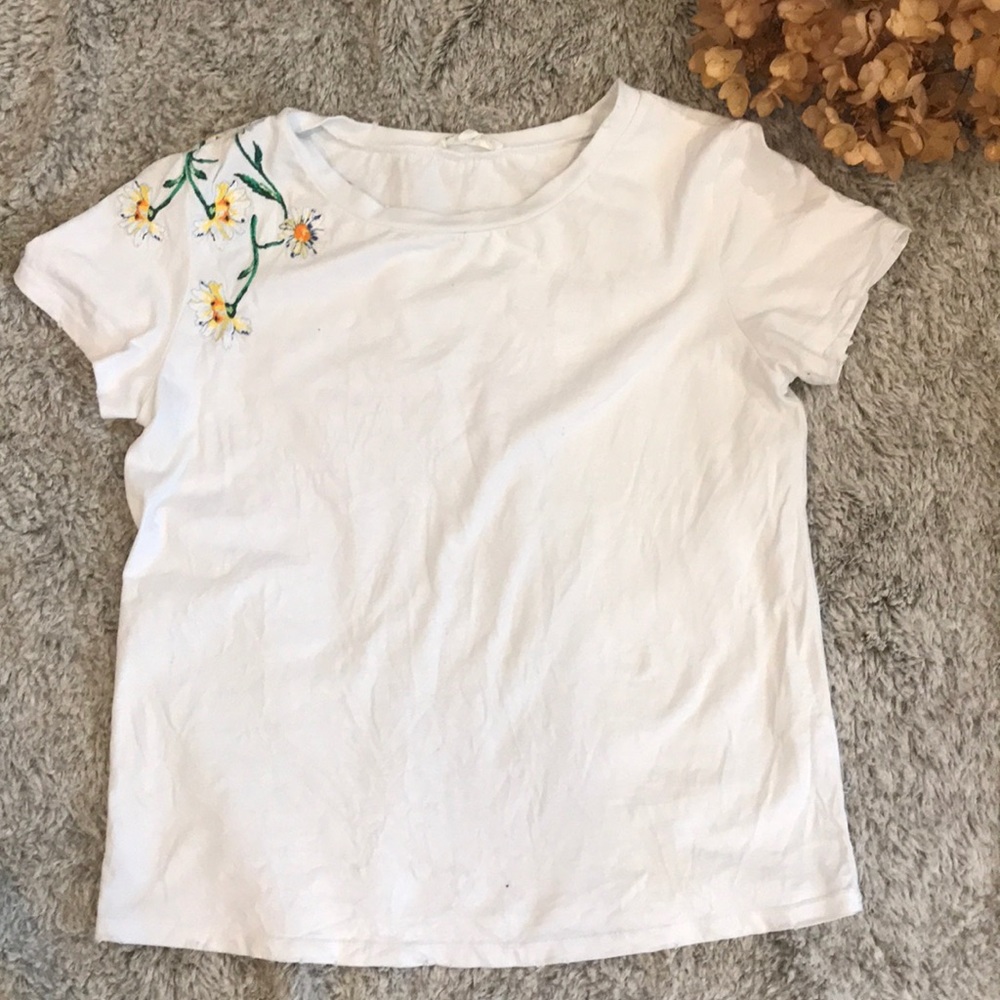 Boxy Tee with Flower Embroidered Shoulder Detail